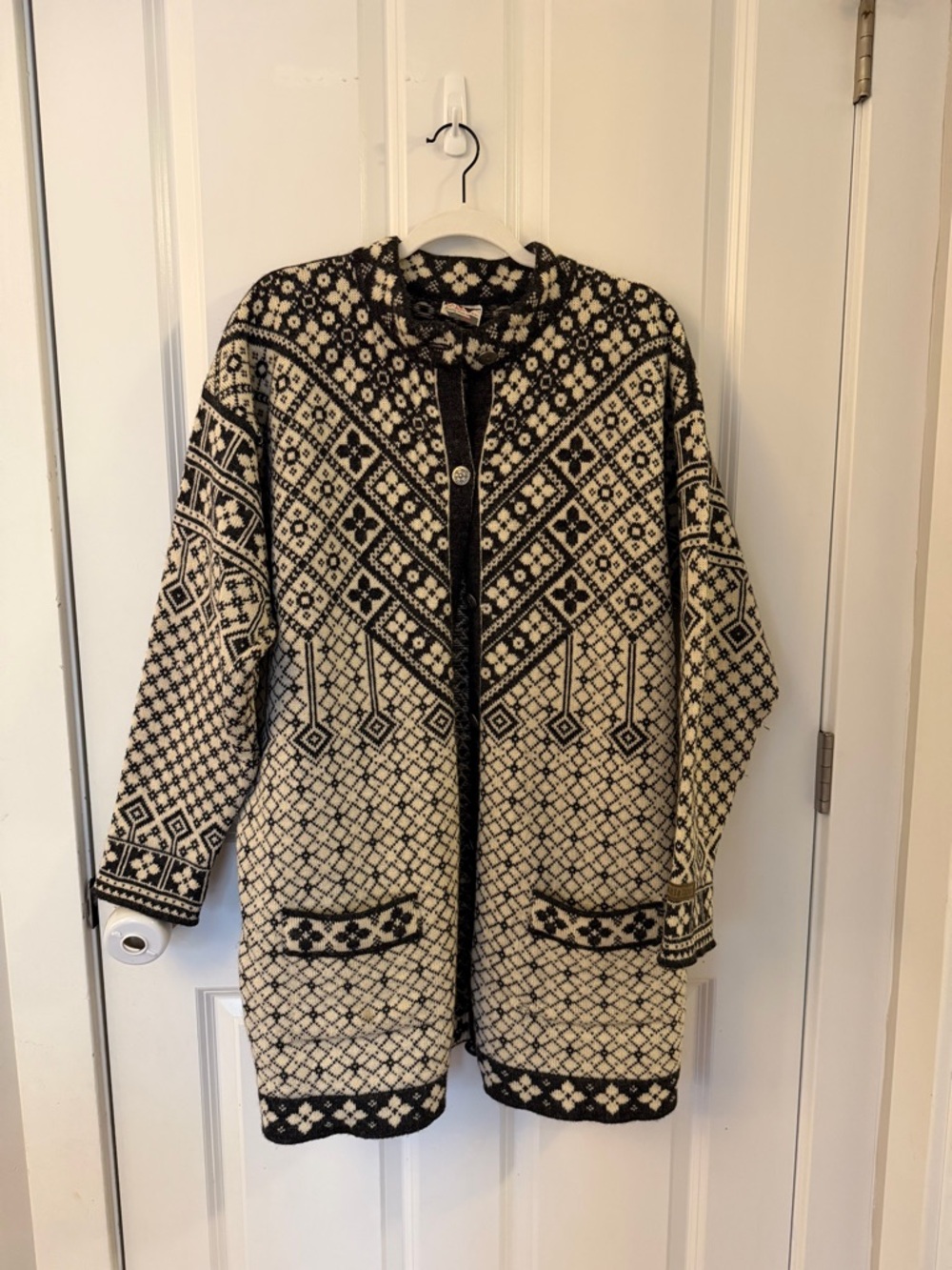 Dale of Norway Black and Cream Fair Isle Zip Cardigan